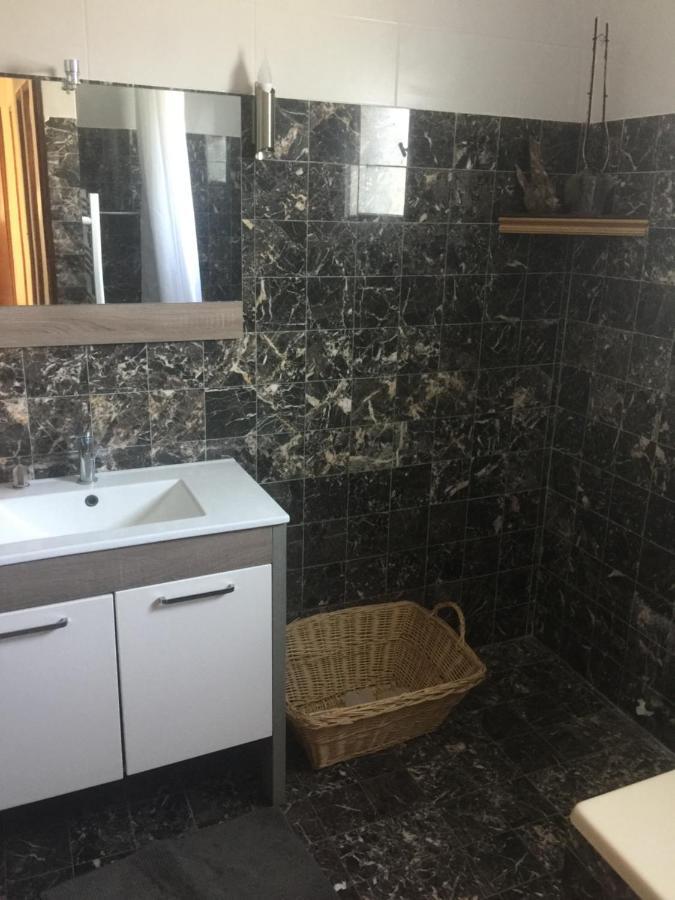 Spacieuse Chambre Du Rucher Naturaile Montagnac  Eksteriør billede